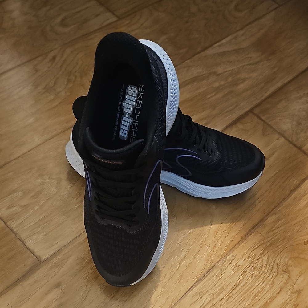 Skechers Women's Black Athletic Slip-Ins Running Shoes